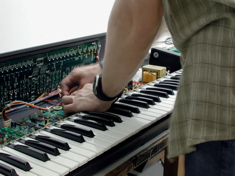 reparacion sintetizador analogico